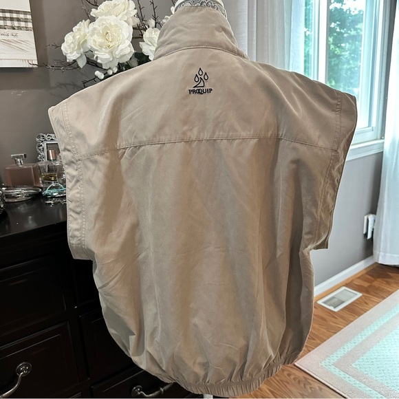 ProQuip Windshield Weatherwear Golf Vest Men’s Medium - Picture 4 of 16